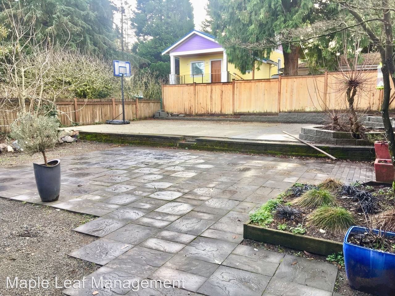 1251 NE 100th St - Photo 2 of 15