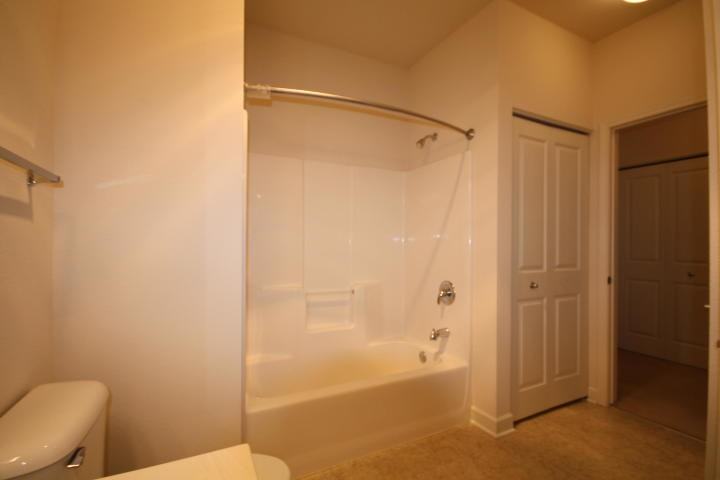 4120 S Lake Dr #C150