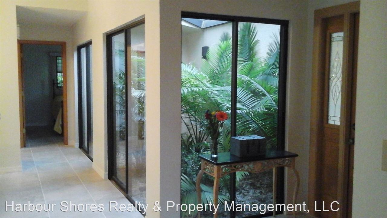 4011 SW 2nd Avenue - Photo 2 of 16