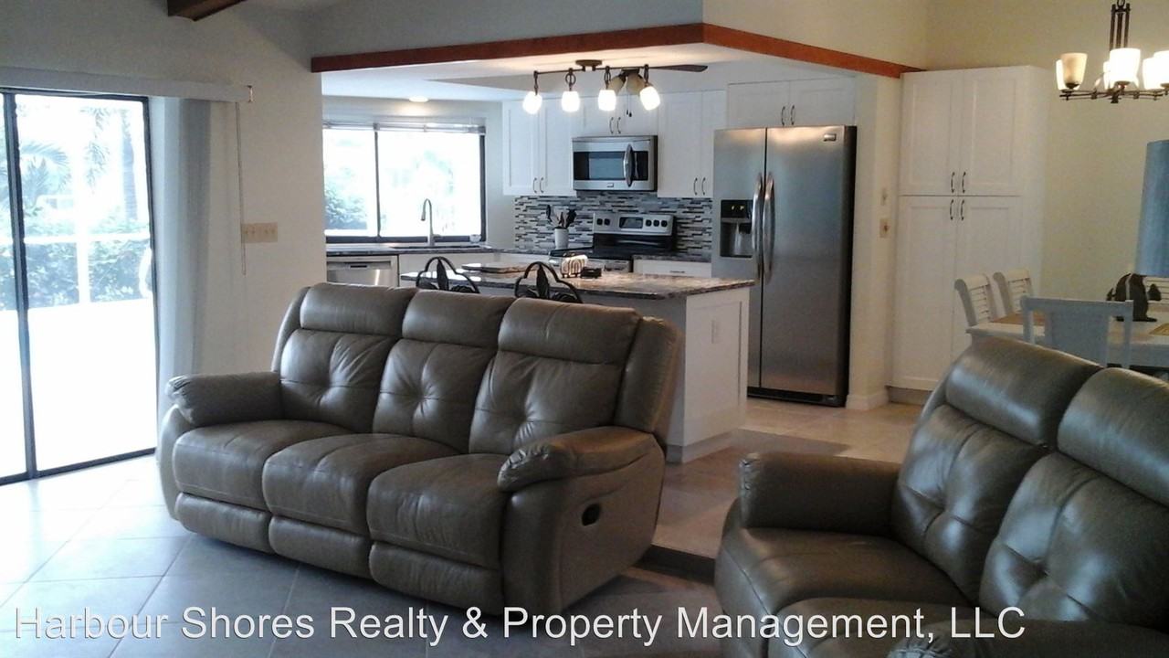 4011 SW 2nd Avenue - Photo 3 of 16