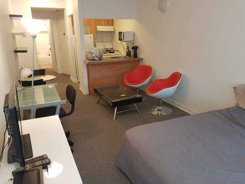 3512 Rue Durocher #207