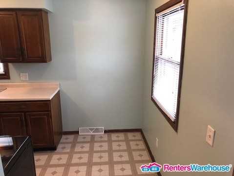 807 Elm Creek Cir - Photo 3 of 21