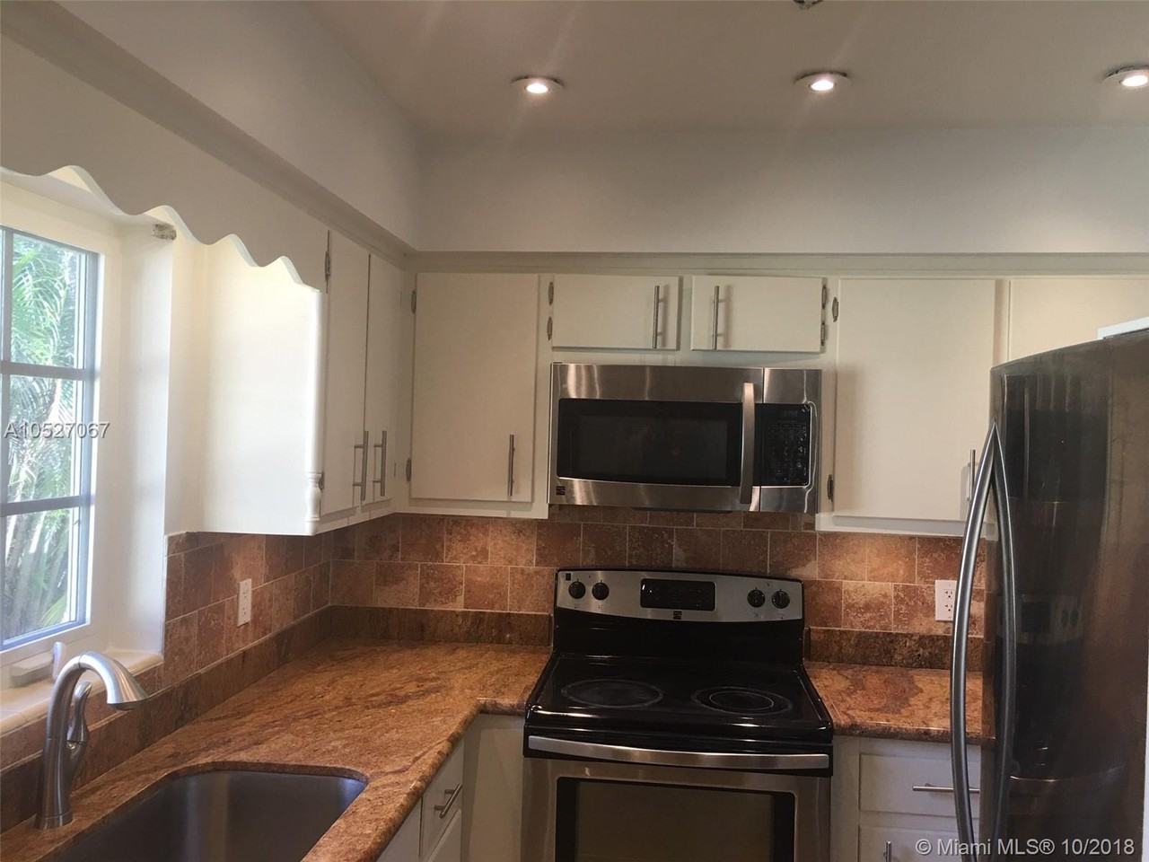 95 Palermo Avenue - Photo 2 of 6