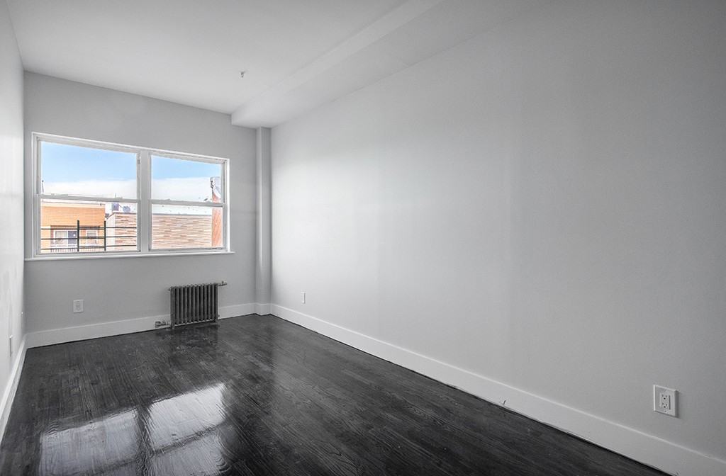 1456 Greene Ave #4A - Photo 2 of 4