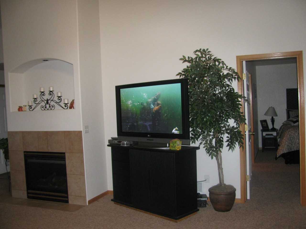 1627 Ukiah Ln - Photo 3 of 4