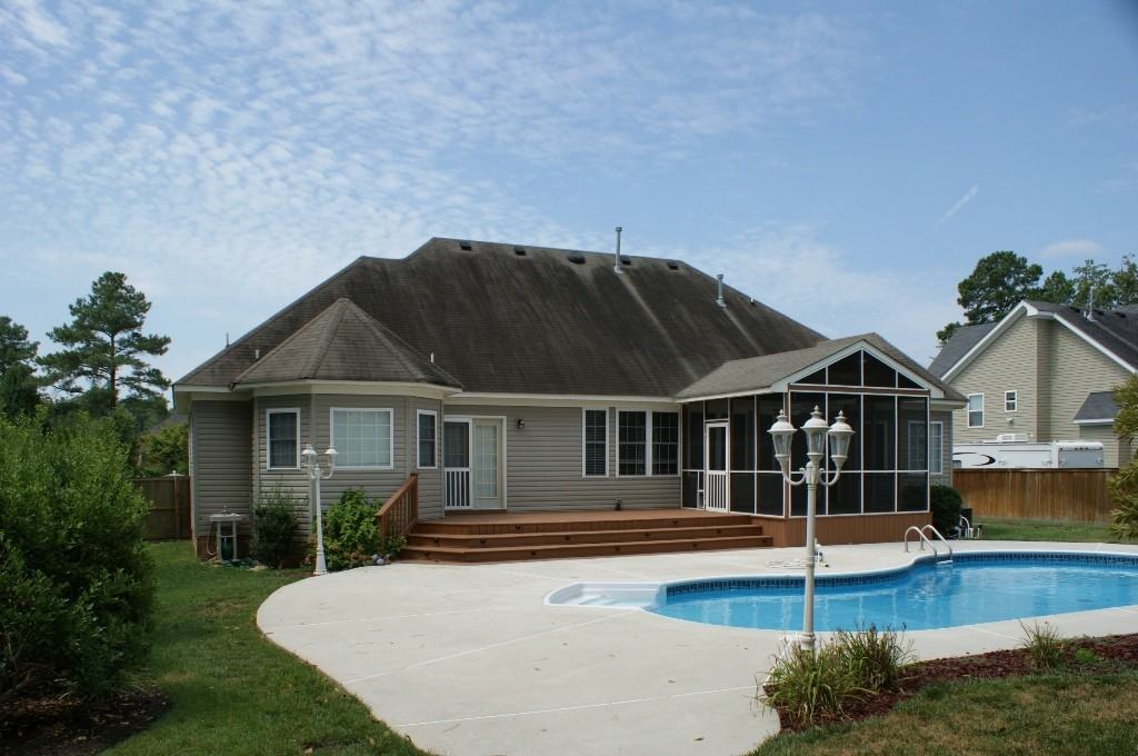 1332 Meggett Dr - Photo 3 of 47