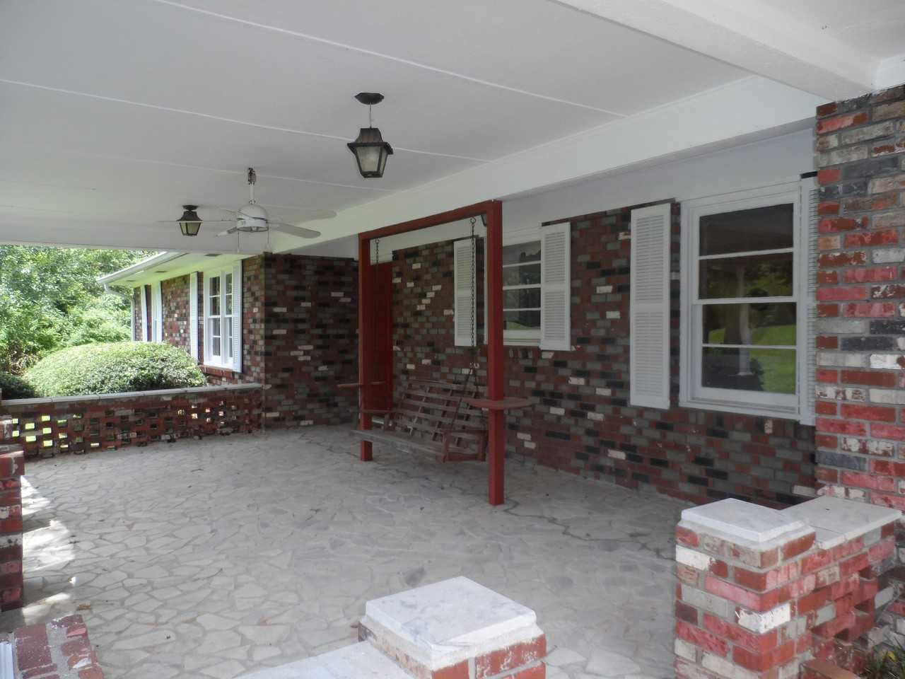 2507 Bethelview Rd - Photo 2 of 18