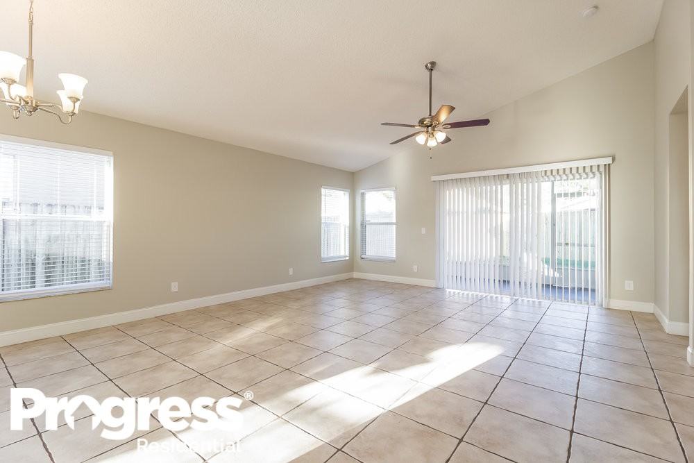 3321 Holland Dr - Photo 2 of 14