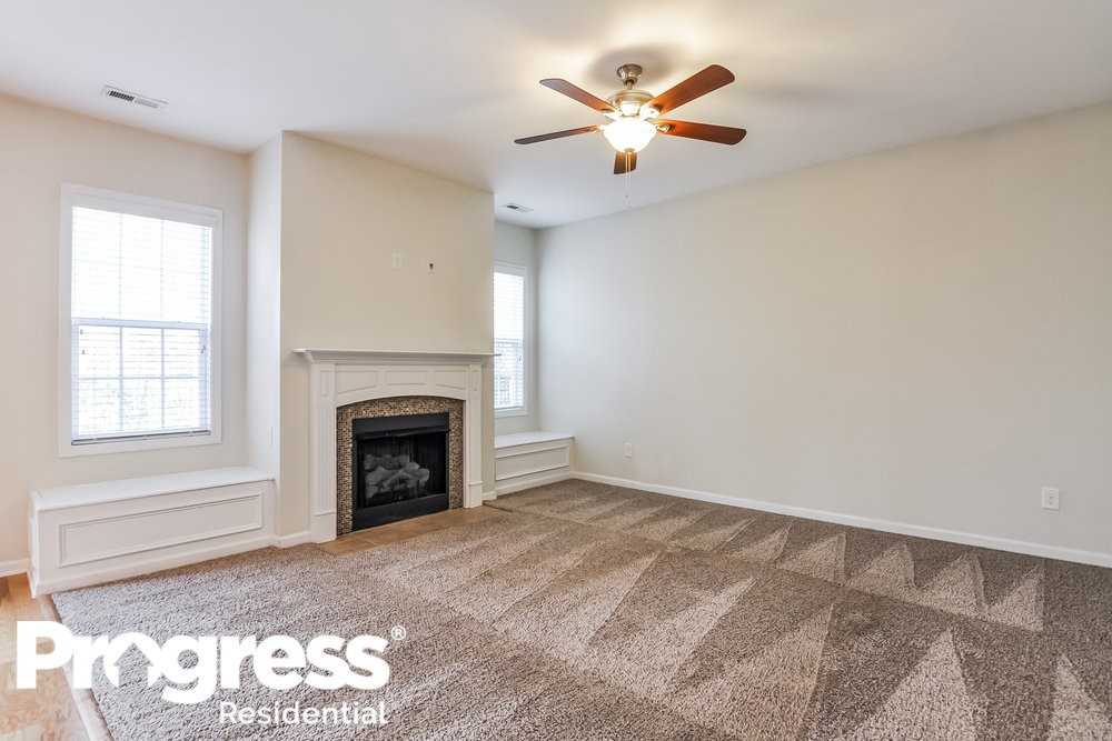 601 Mccarthy Dr - Photo 3 of 15