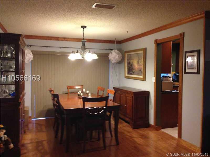 5151 Southwest 101st Avenue - Photo 3 of 9