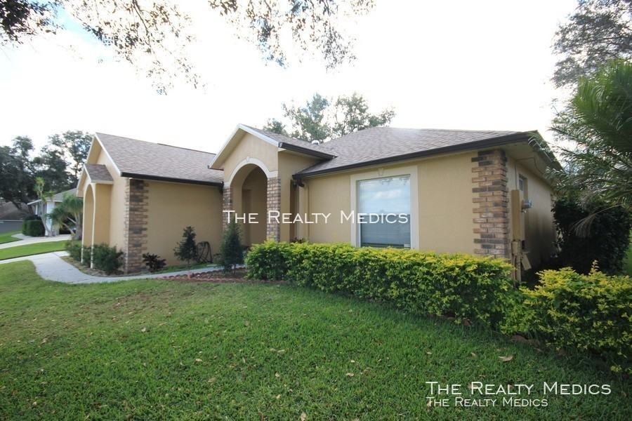 8628 Spyglass Loop - Photo 2 of 15