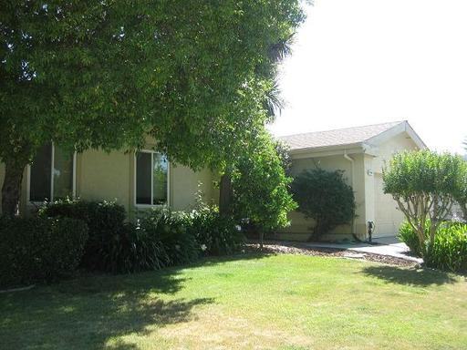 3324 Scenic Dr - Photo 2 of 9