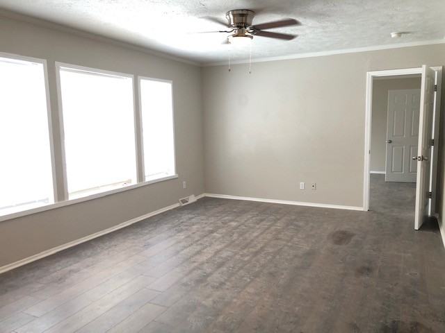418 East Pacific Avenue - Photo 2 of 21