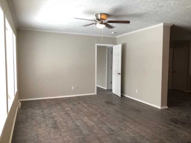 418 East Pacific Avenue - Photo 3 of 21