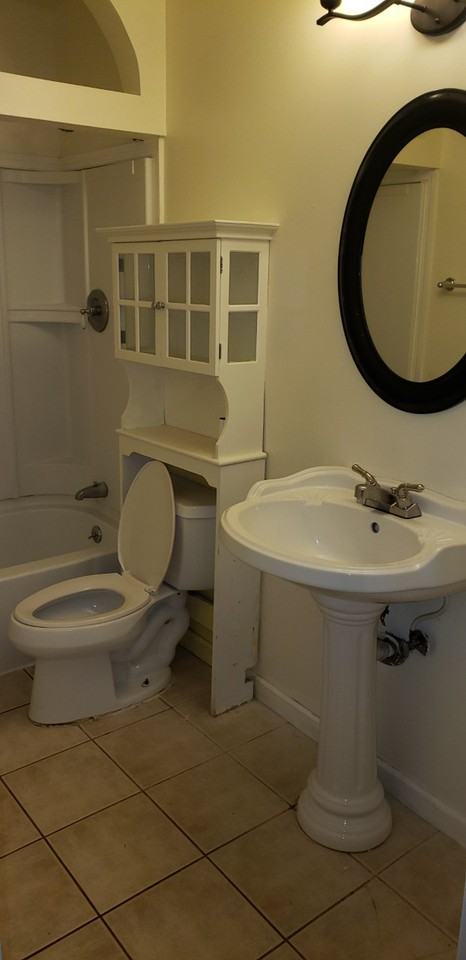 4 Rollin Ln - Photo 3 of 3