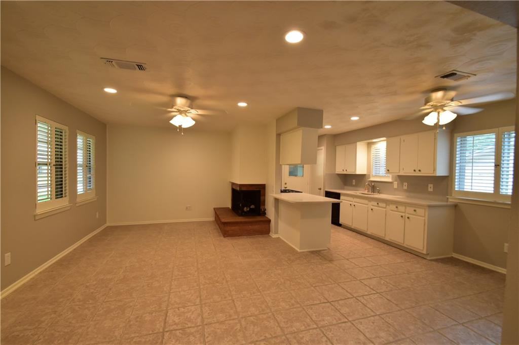 416 Beverly Dr - Photo 3 of 6