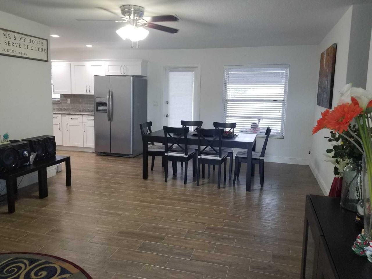 913 Wright Dr - Photo 3 of 27