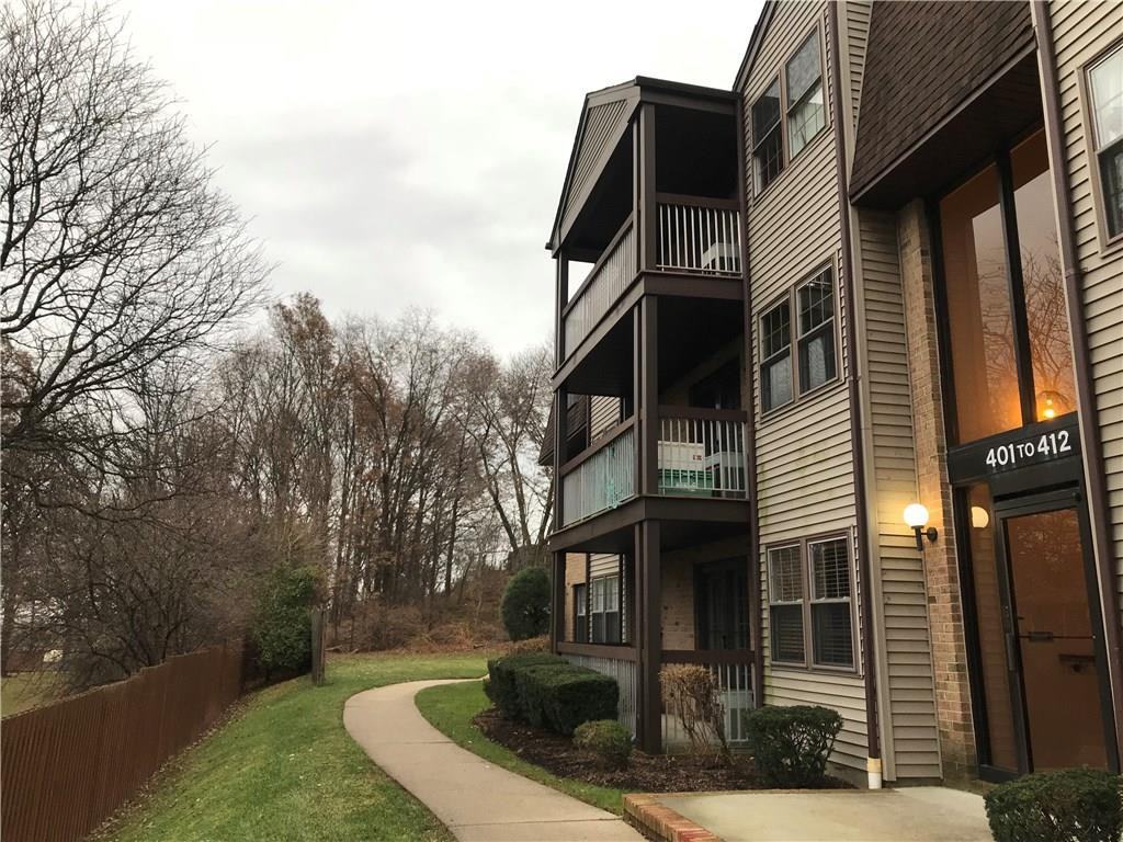 404 Newport Ct - Photo 2 of 20