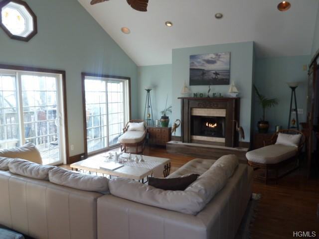 202 Brook Trail - Photo 2 of 23