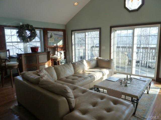 202 Brook Trail - Photo 3 of 23