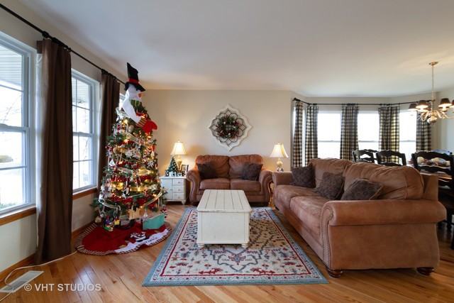 509 Lynnann Ct - Photo 2 of 21