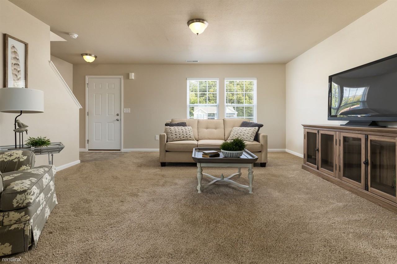 59564 Ravenna Dr - Photo 3 of 29