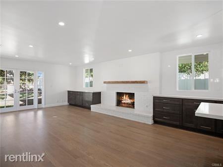 1915 Glenwood Ln - Photo 3 of 16