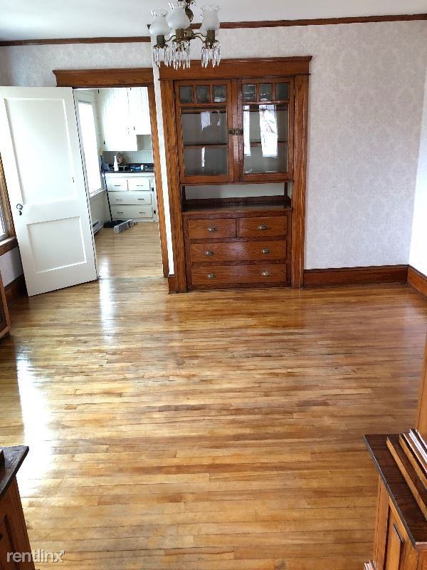 7 Lincoln Ave Ext - Photo 2 of 6