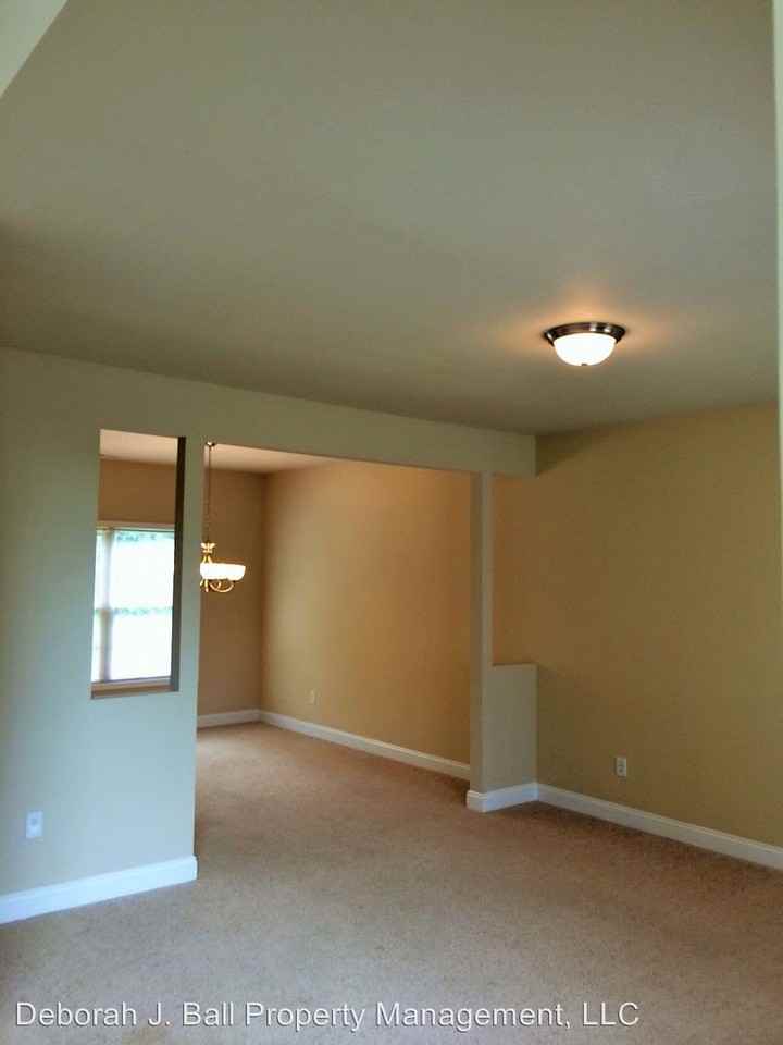 4780 Windstar Way - Photo 3 of 4