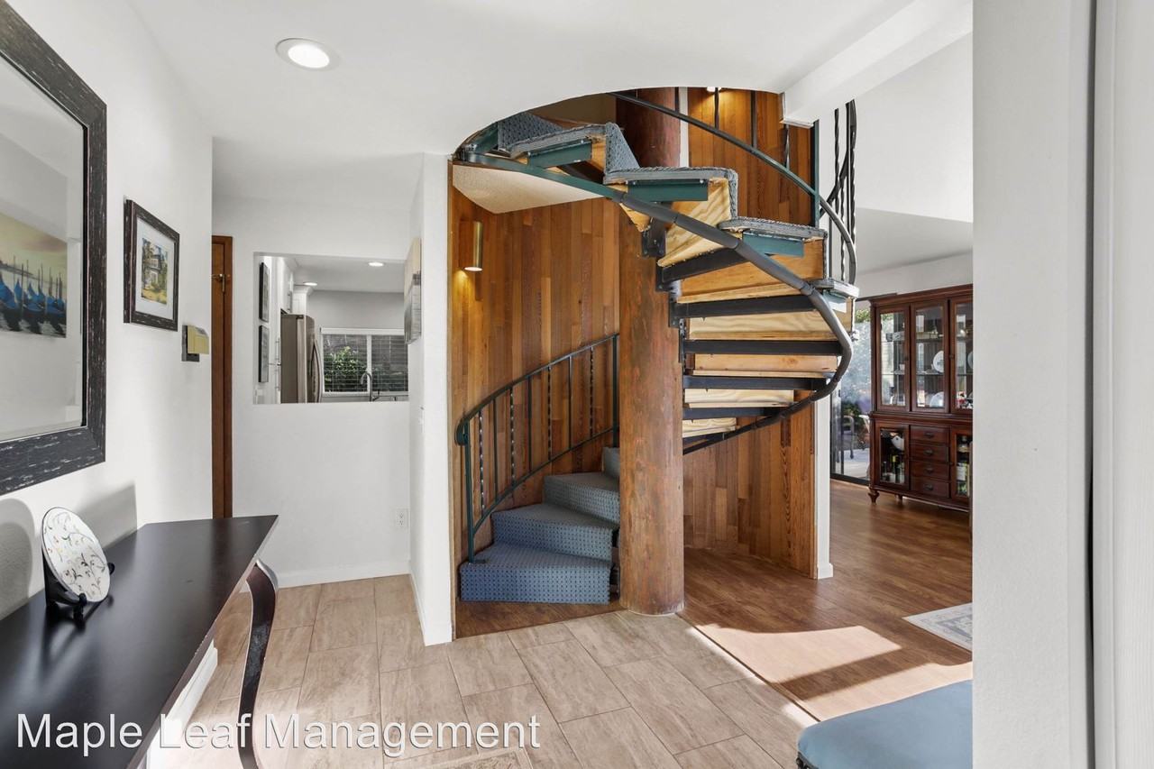 10317 Kay Way - Photo 3 of 20