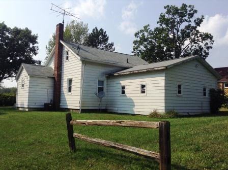 3995 Crain Rd - Photo 3 of 20