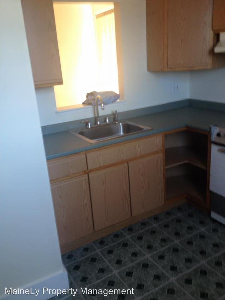 98-100 India st - Photo 3 of 4