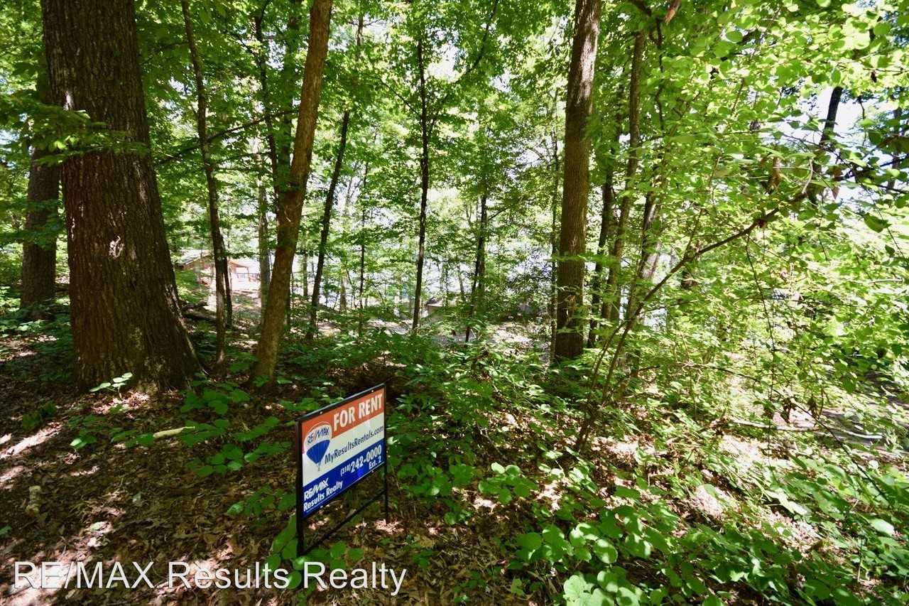 297 Green Bay Rd - Photo 2 of 13