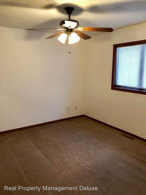 12896 Kingwood Dr S - Photo 2 of 3