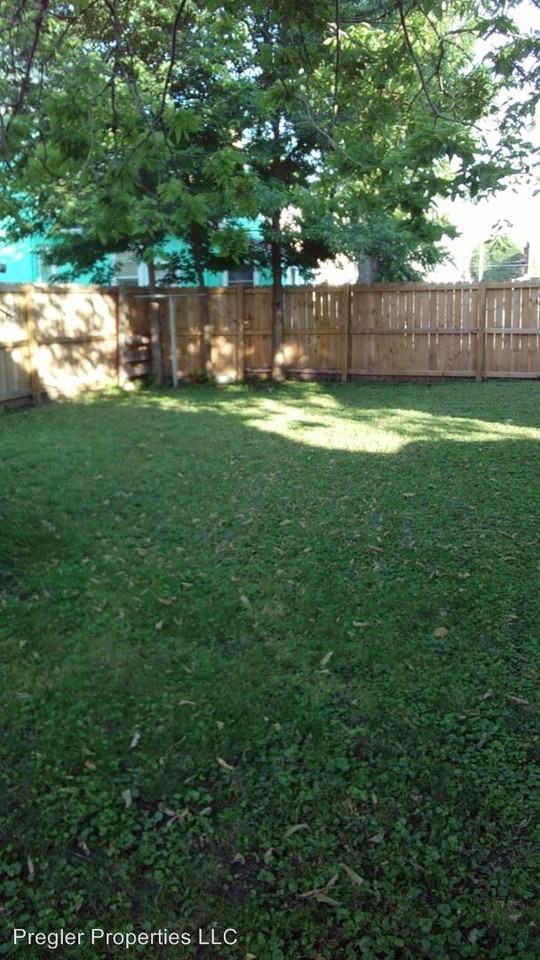 216 E Mullan Ave - Photo 2 of 10