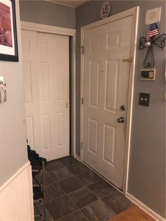 2503 Candlelight Ct - Photo 2 of 11