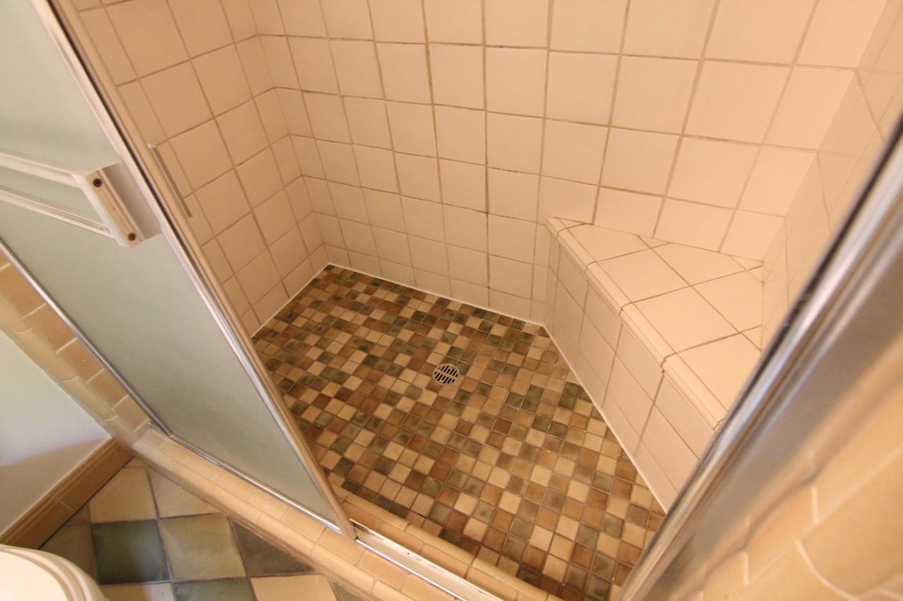 Primrose Ave. & Vine St. - Photo 6 of 24