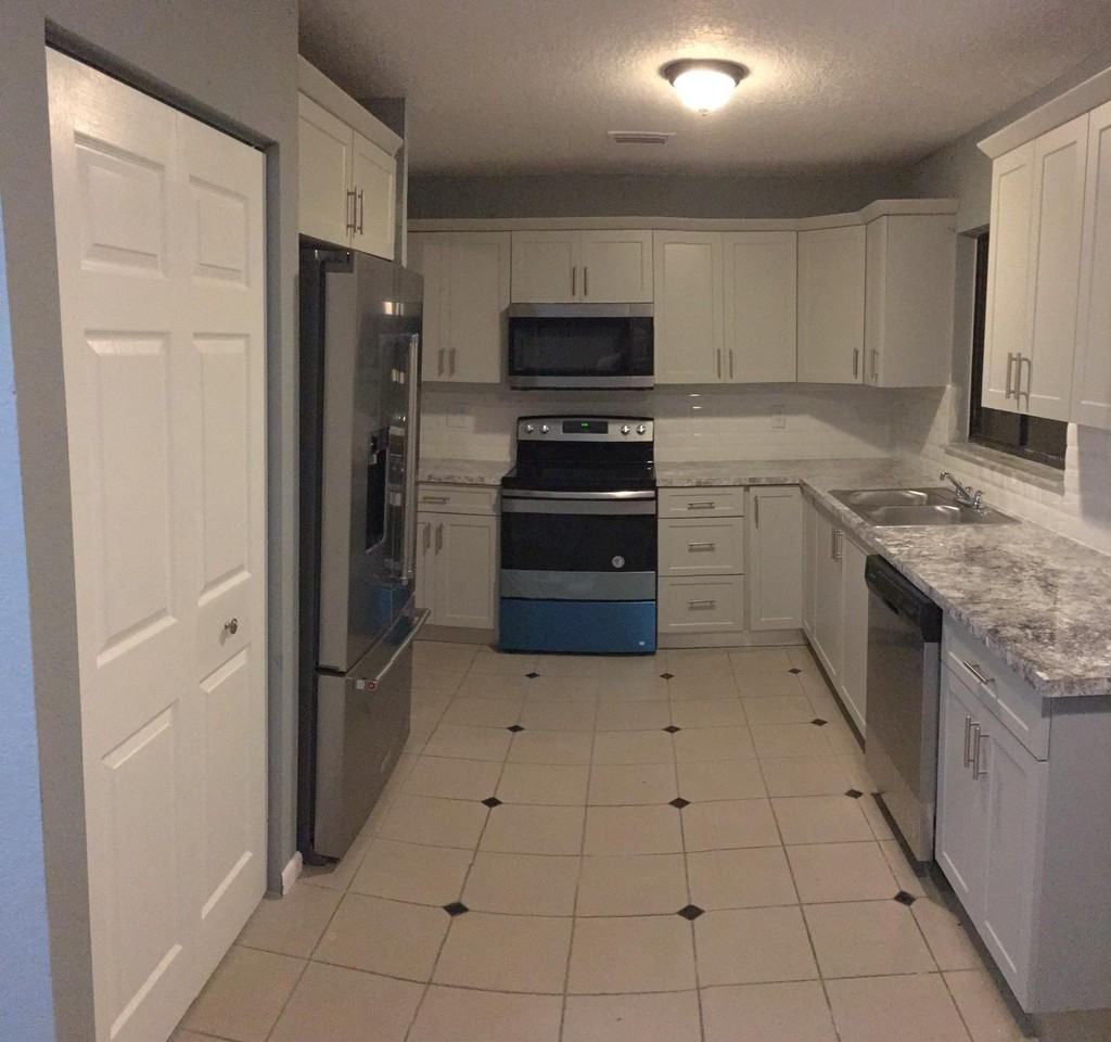 7942 Northwest 37th Drive - Photo 2 of 12