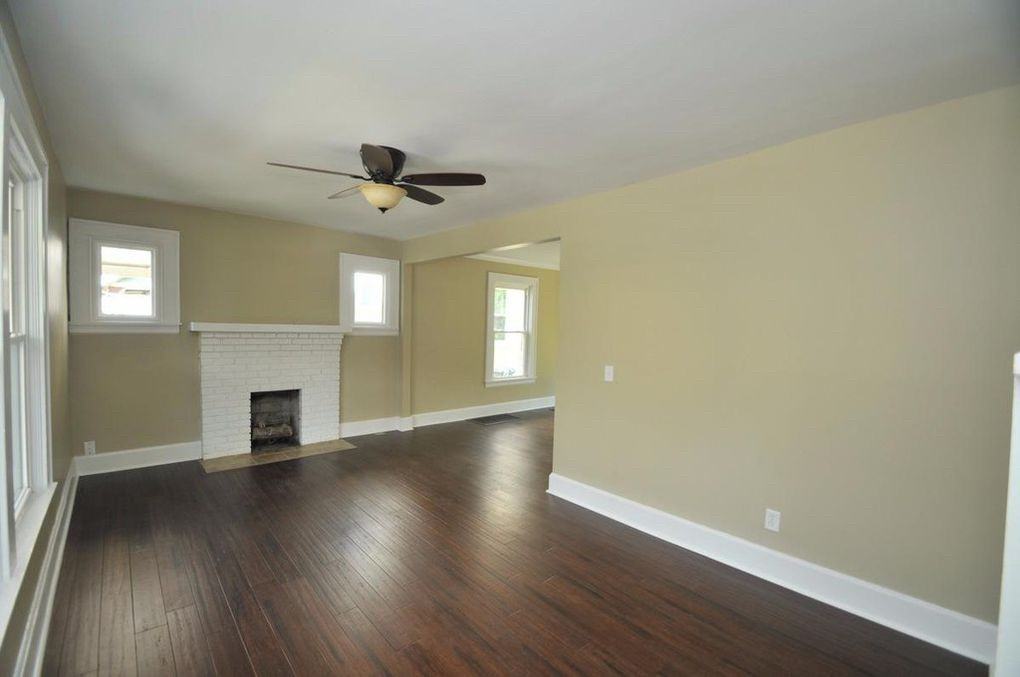 808 Delta Ave - Photo 3 of 19