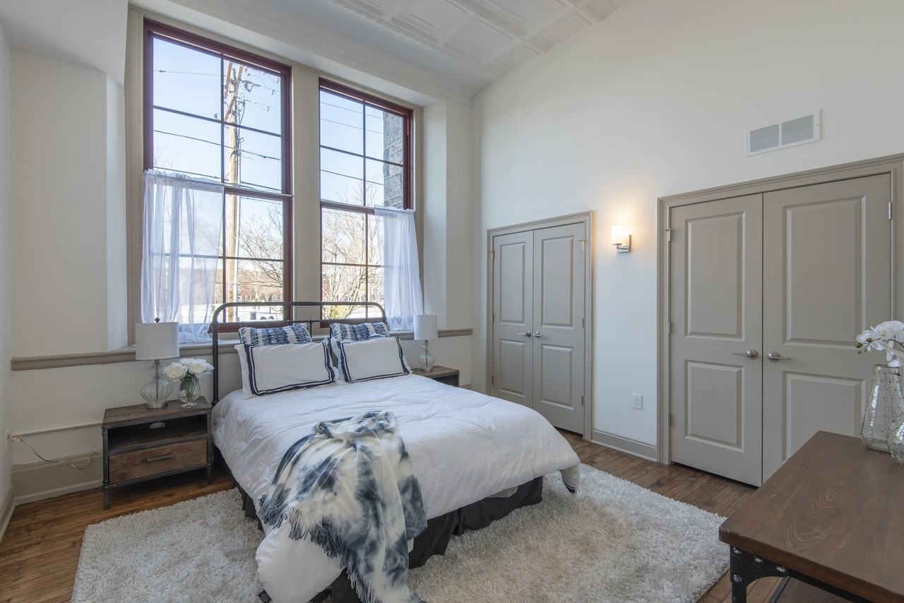 Abigail Vare - Photo 4 of 44