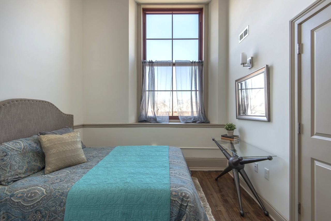 Abigail Vare - Photo 6 of 44