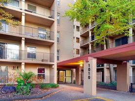 1010 Lake St Ne - Photo 1 of 1