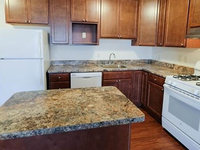 2736 Blaisdell Ave - Photo 3 of 5