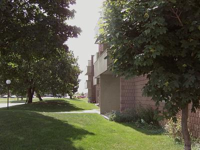 Avon Place Apartments - Photo 3 of 17