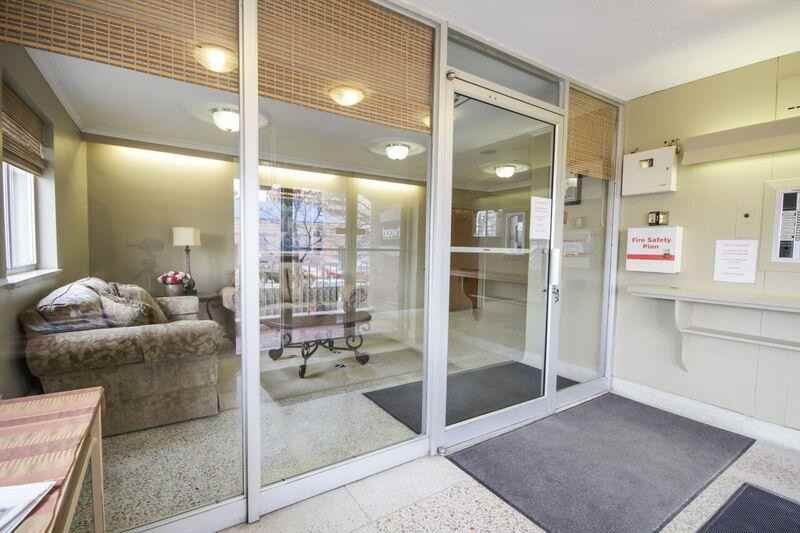 Driftwood Apartments - Photo 2 of 28