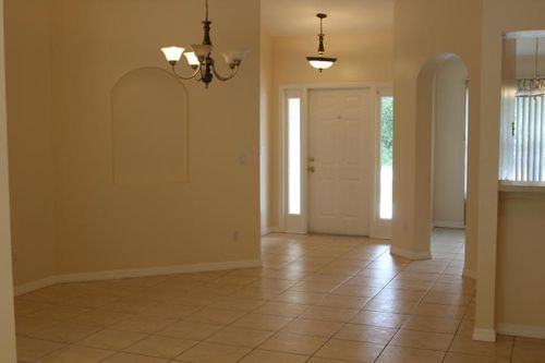 1200 SE Ladner St - Photo 2 of 8