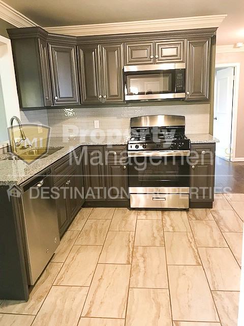 134 Woodland Rd - Photo 3 of 10