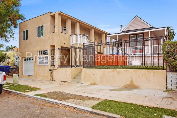 2462 K St #2458 - Photo 2 of 4