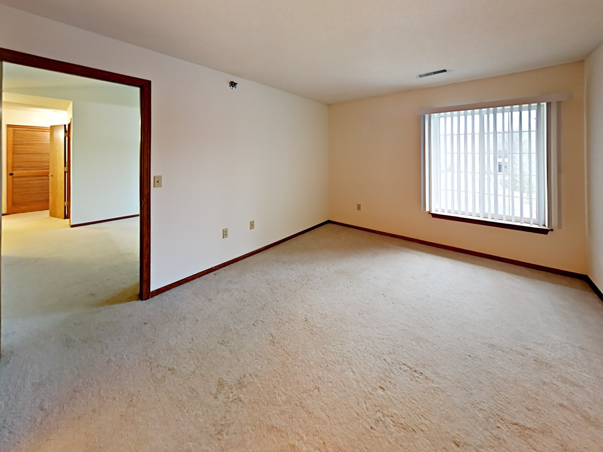 Willow Brook Greens Apartments - Photo 5 of 33