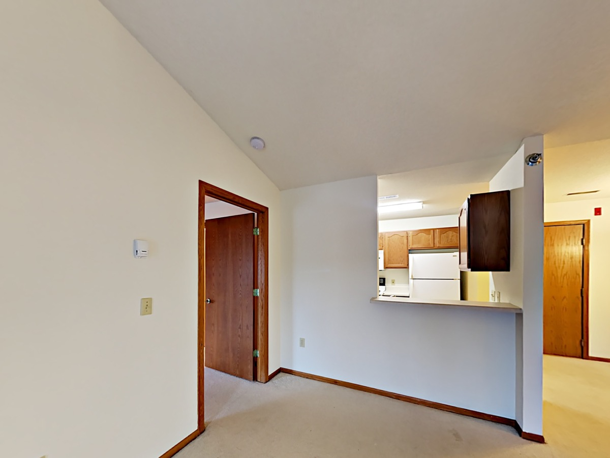 Willow Brook Greens Apartments - Photo 3 of 29